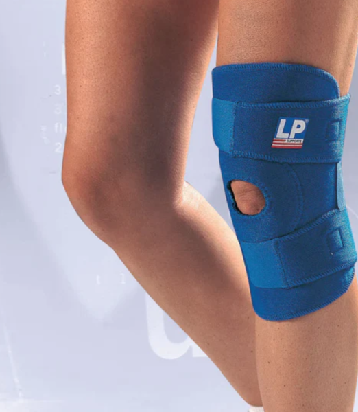 OPEN KNEE UPPORT O/S 758