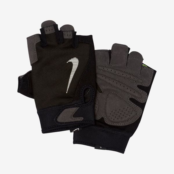 Nike Fund. Trin Glove